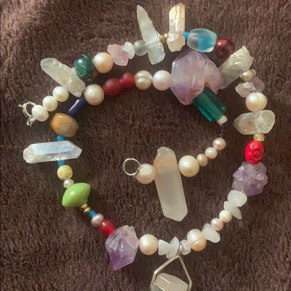 Chunky Gem necklace with rose quartz pendant. - Picture 3 of 5